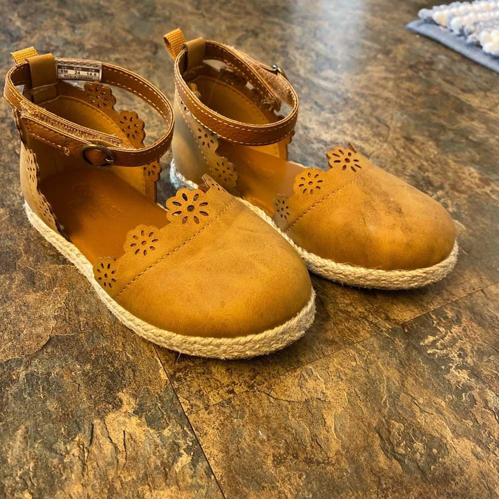 OshKosh B'gosh Tan Toddler/Little Kid Dress Shoes with Floral Design